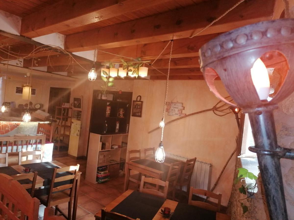 Lo Paller De Roc Montescladó Eksteriør bilde